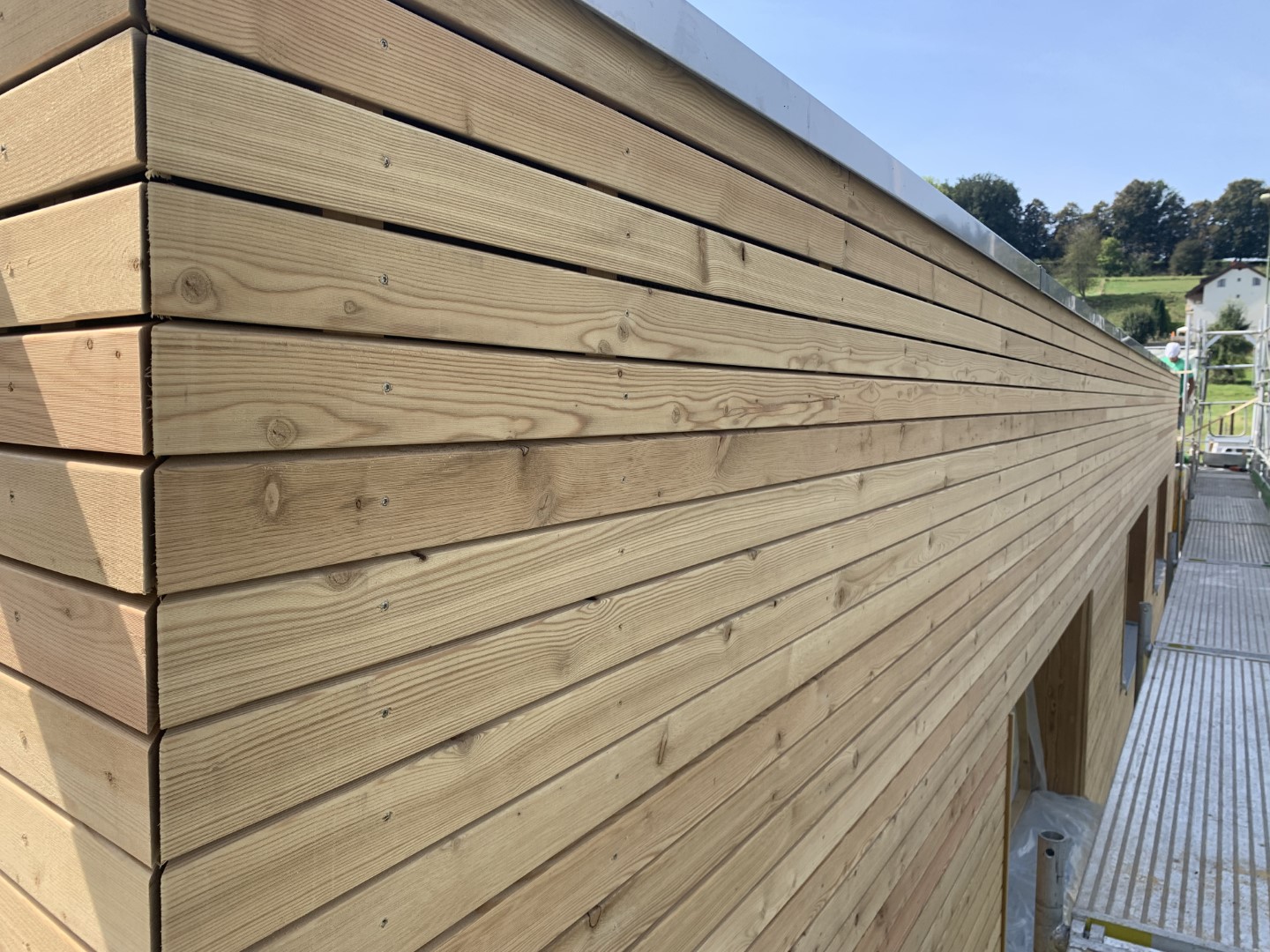 Anbau Wohnhaus mit Garage Brunner Zimmerei und Bedachung AG